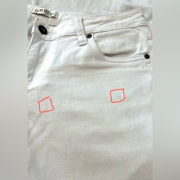 Orvis Women’s White Denim Jeans, Straight Leg Raw Hem Rolled, 27” Inseam; Size 6 - Picture 9 of 9